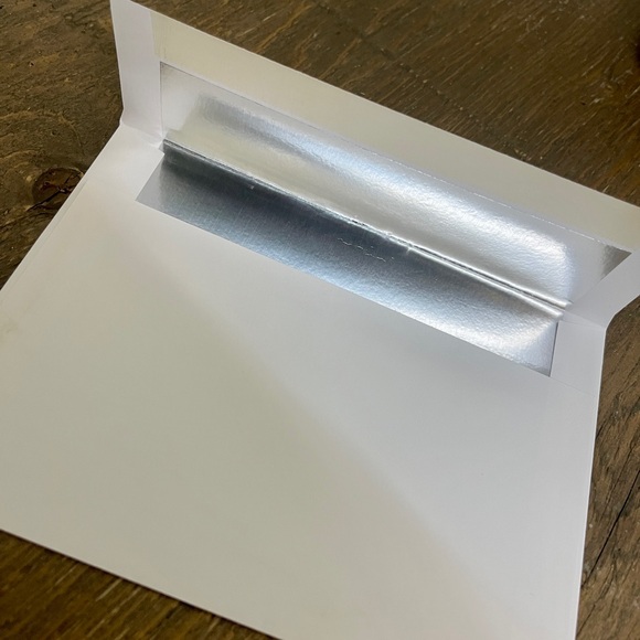 Season's Greetings Embossed Cards - Picture 5 of 5